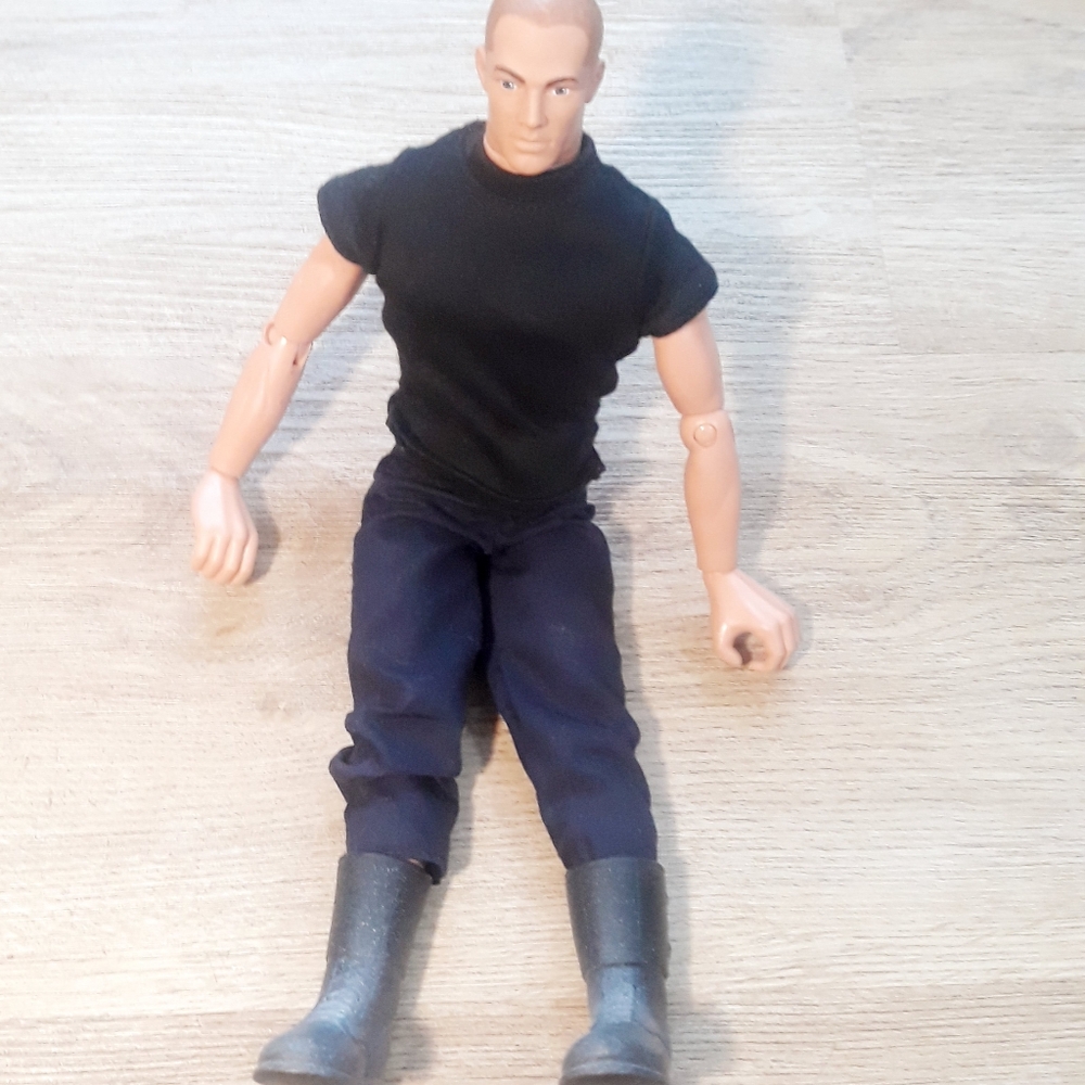 Vtg 1996 Hasbro Pawtucket G.I. Joe Action Figure / Realistic 12" Posable Doll - Picture 6 of 14